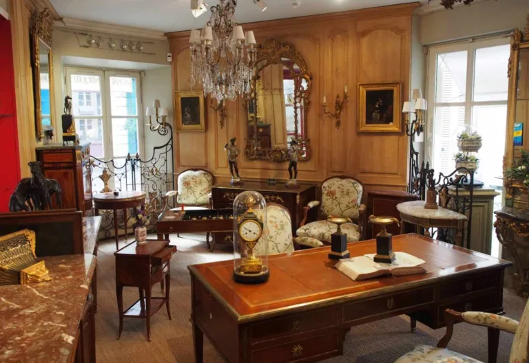 Antiquites Philippe Leclercq Brocante Antiquaire Versailles France 768x528