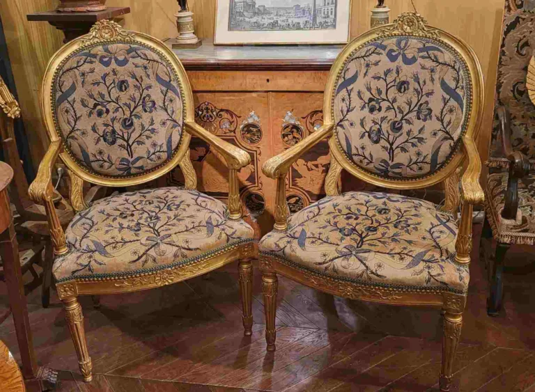 Galerie BJF Antiquites Brocante Antiquaire Paris France 768x563