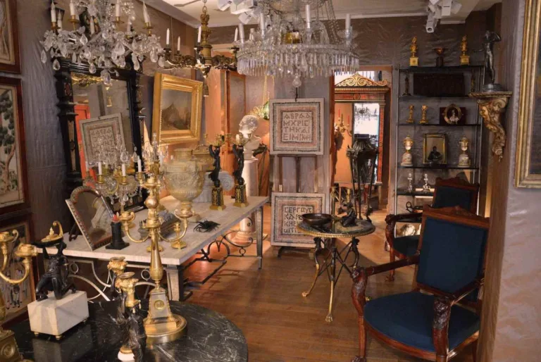 Galerie Lamy Chabolle Brocante Antiquaire Paris France 768x514