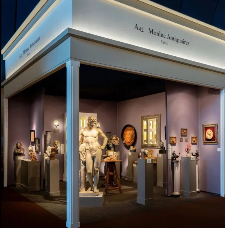 Galerie Monluc Brocante Antiquaire Paris France 768x777