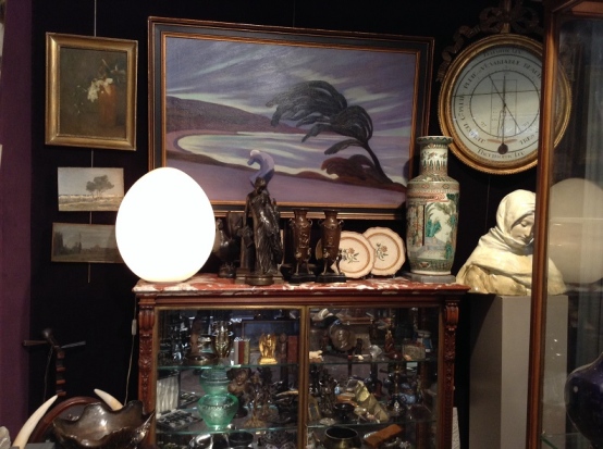 Bernard Franco Antiquites Brocante Antiquaire Paris France