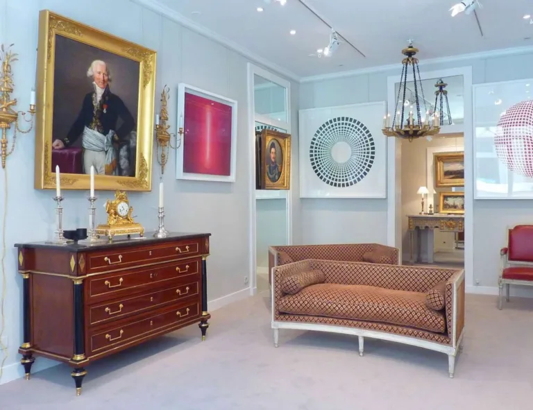 Galerie Philippe Guegan Brocante Antiquaire Paris France 768x591