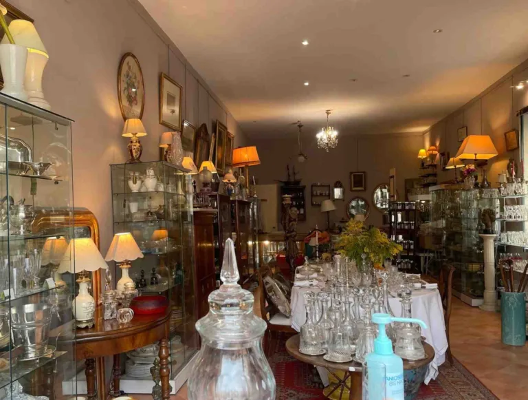 LEstive Brocante Antiquaire Marseille France 768x581