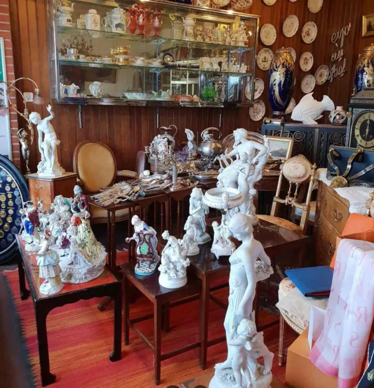 La Salle des Ventes Libre Occitanes Brocante Antiquaire Toulouse France 1 768x797