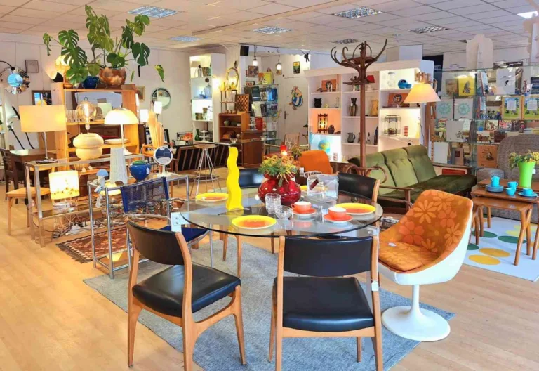 Les insolites Brocante Antiquaire Nantes France 1 768x528