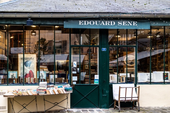 Quartier des Antiquaires Brocante Antiquaire Galerie dArt Versailles France 1