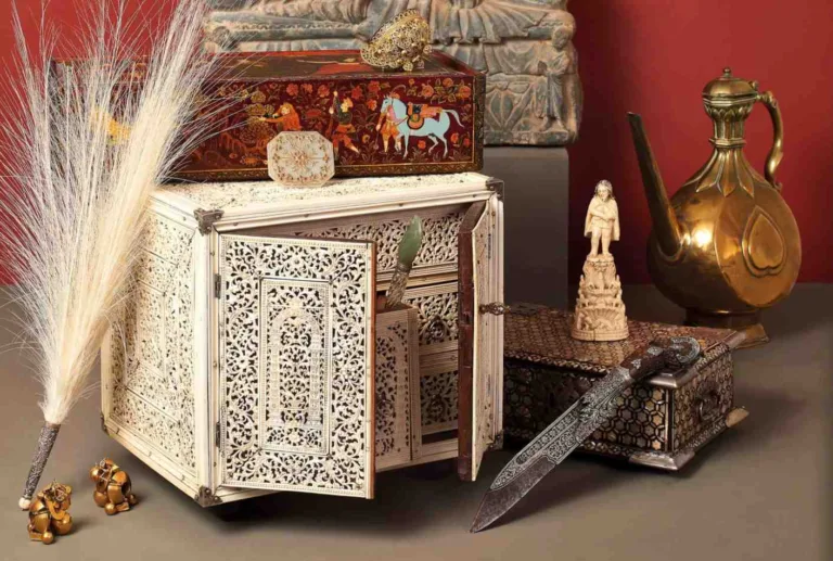 Galerie Alexis Renard Brocante Antiquaire Paris France 1 768x517