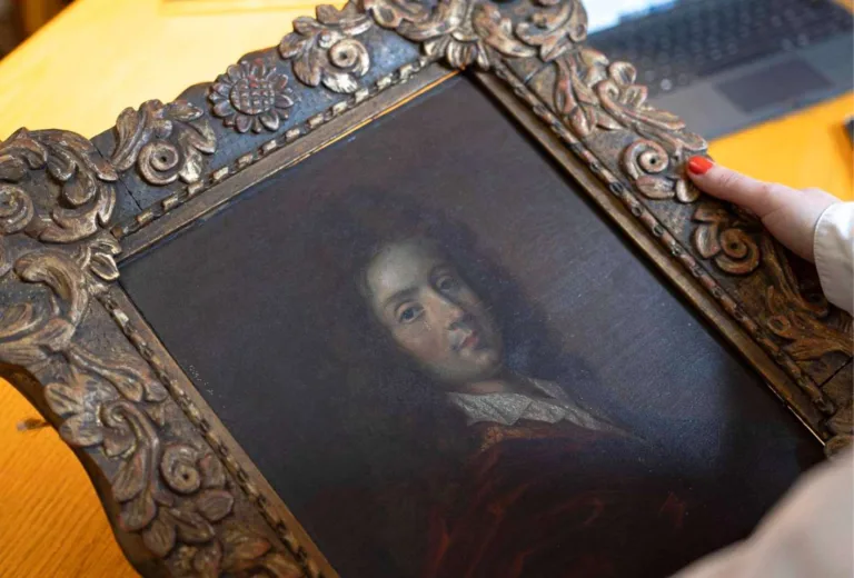 Icon Auction Maison de Vente aux Encheres Brocante Antiquaire Lille France 1 768x520