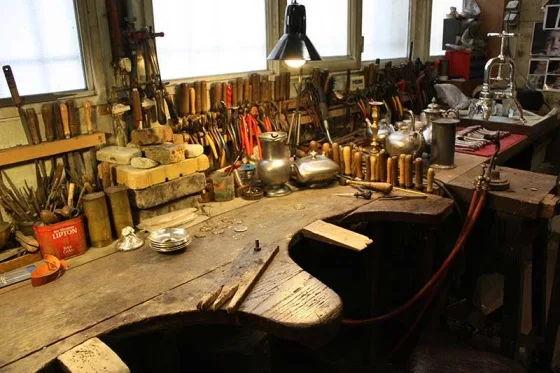 Restauration d'Antiquités par l'Atelier Rouge-Pullon