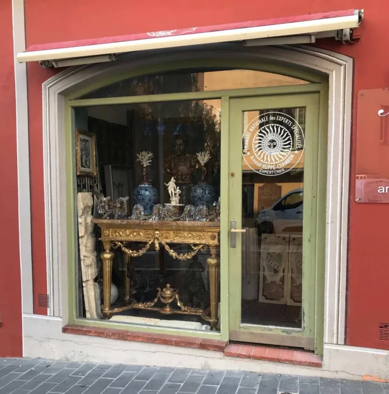 Galerie du Port Antiquites Brocante Antiquaire Nice France 1 768x778