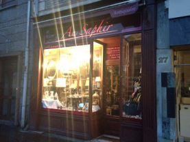 Au Saphir Brocante Antiquaire Rennes France 1