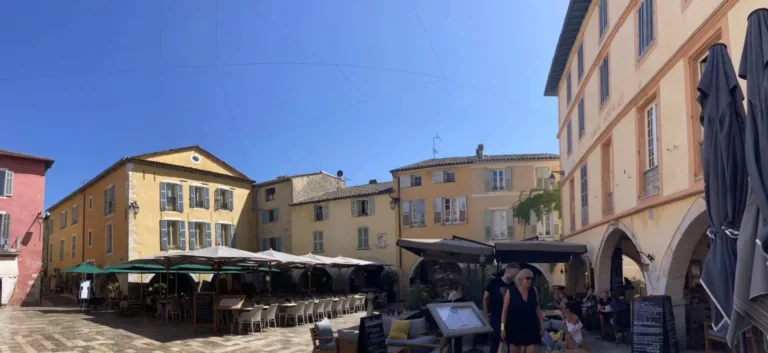 Marche Antiquites Brocante 2026 Brocante Antiquaire Valbonne France 1 768x353