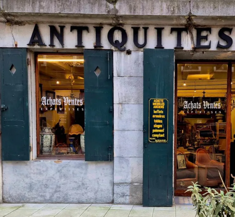 Antiquites Hoffmann Brocante Antiquaire Grenoble France 1 768x708